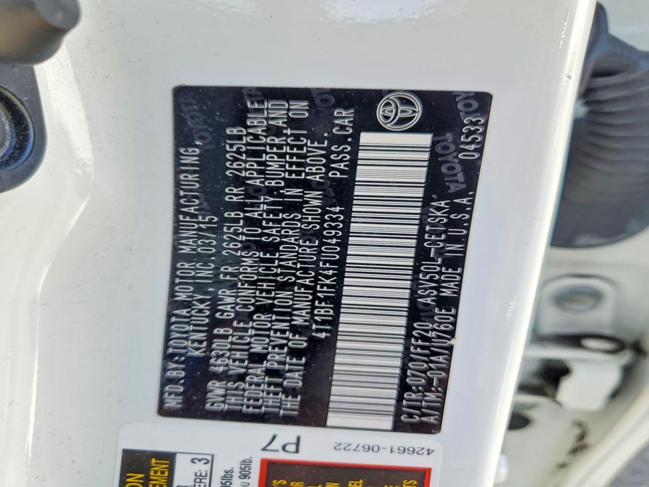 2015 TOYOTA CAMRY LE photo 13