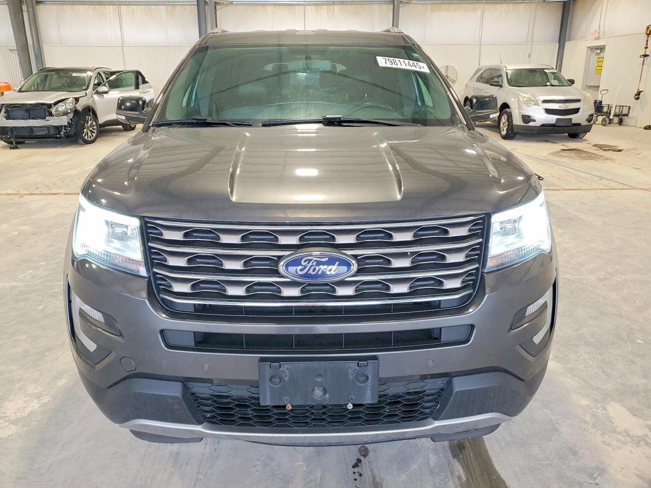 2017 FORD EXPLORER XLT photo 9