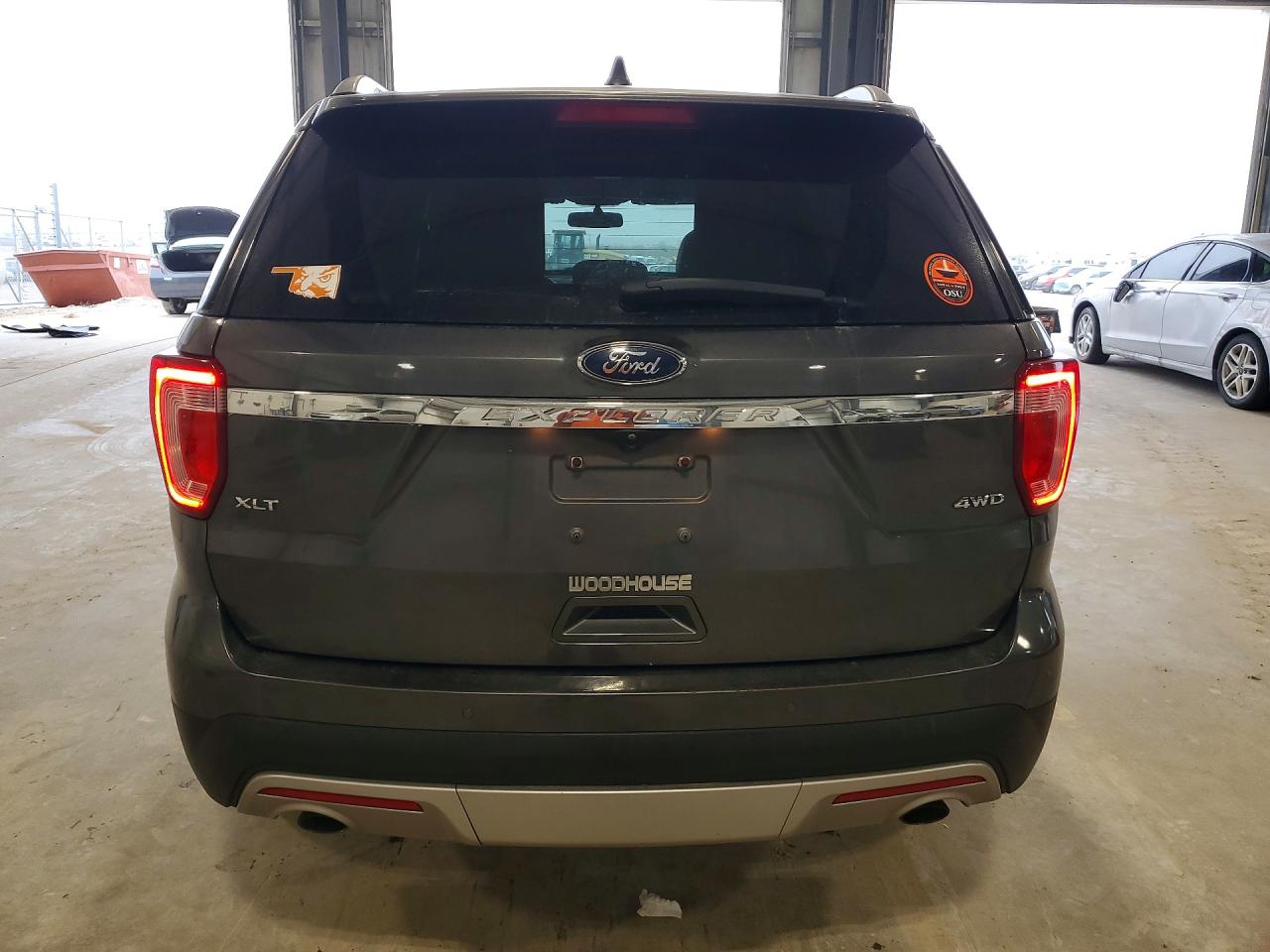 2017 FORD EXPLORER XLT photo 11