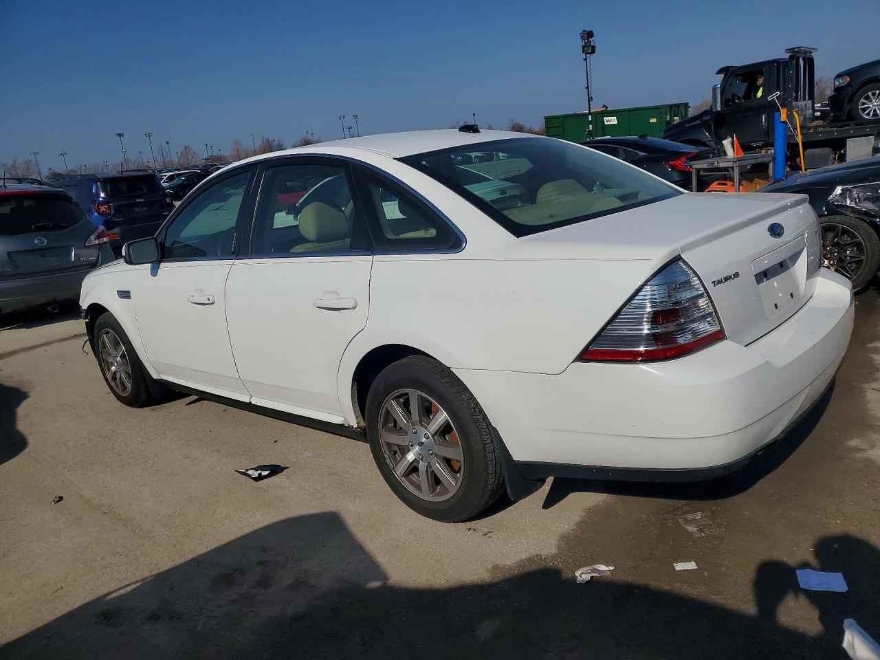 2008 FORD TAURUS SEL photo 4