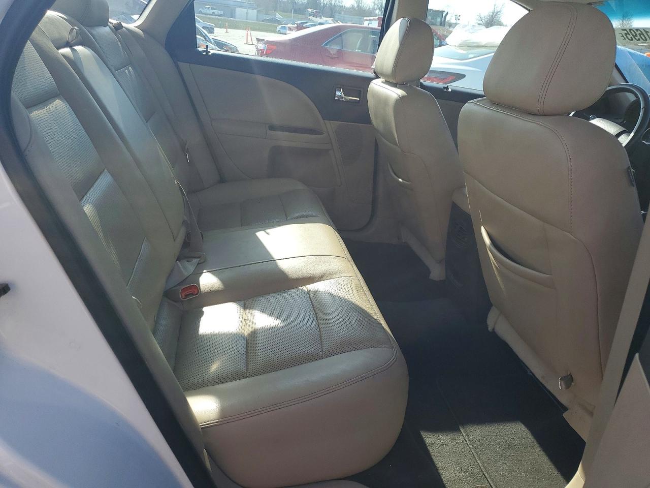 2008 FORD TAURUS SEL photo 28