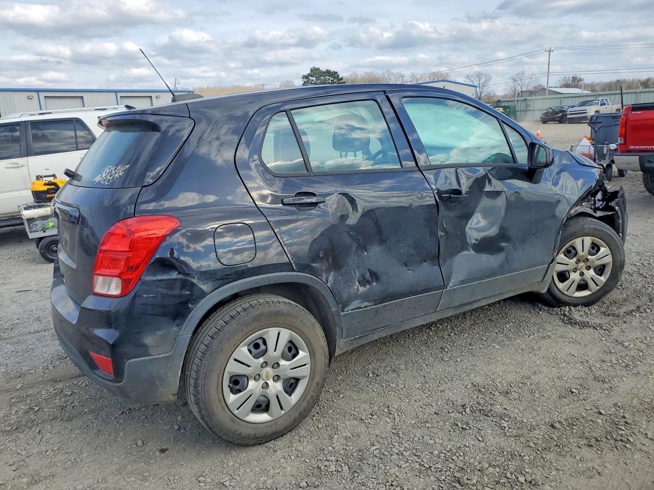 2018 CHEVROLET TRAX LS photo 7