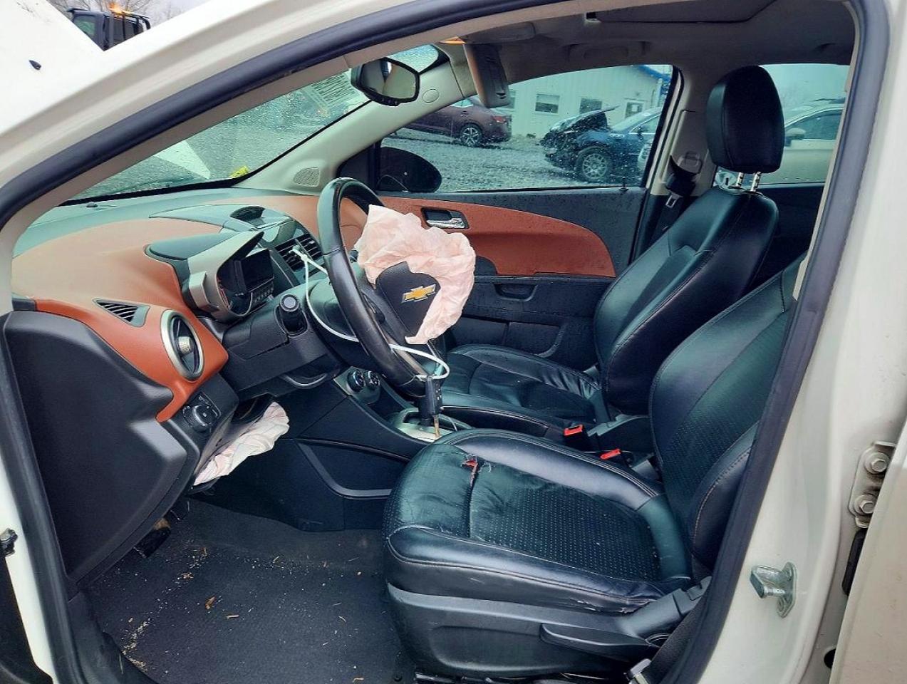 2014 CHEVROLET SONIC LTZ photo 19