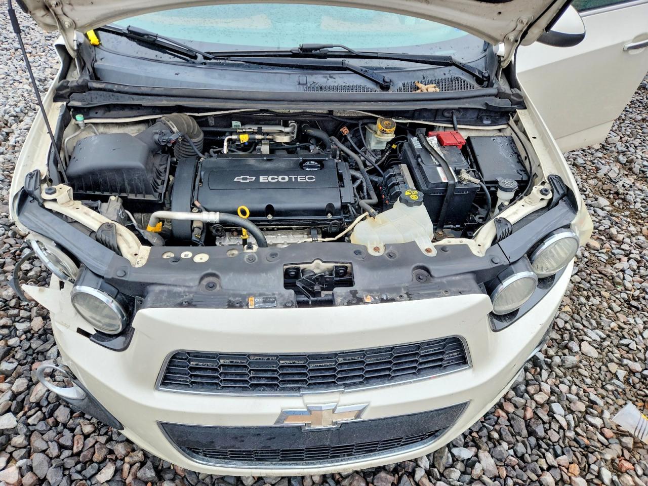 2014 CHEVROLET SONIC LTZ photo 31