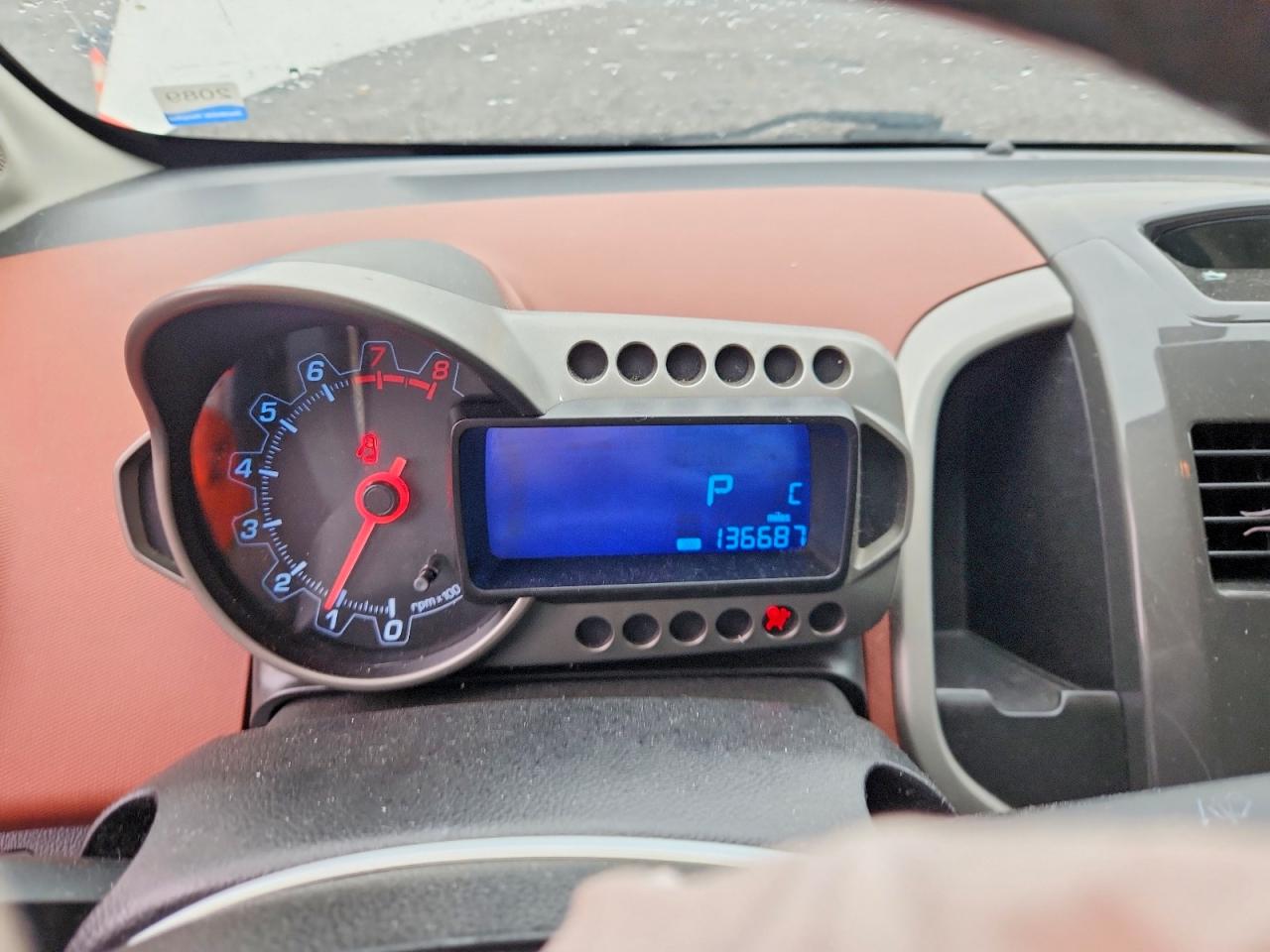 2014 CHEVROLET SONIC LTZ photo 25