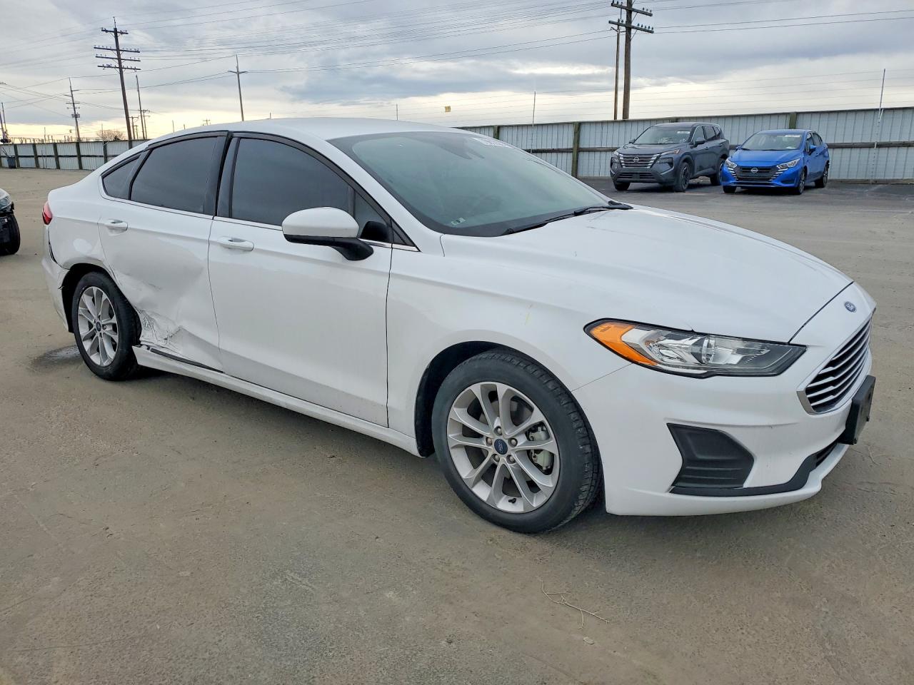 2020 FORD FUSION photo 4
