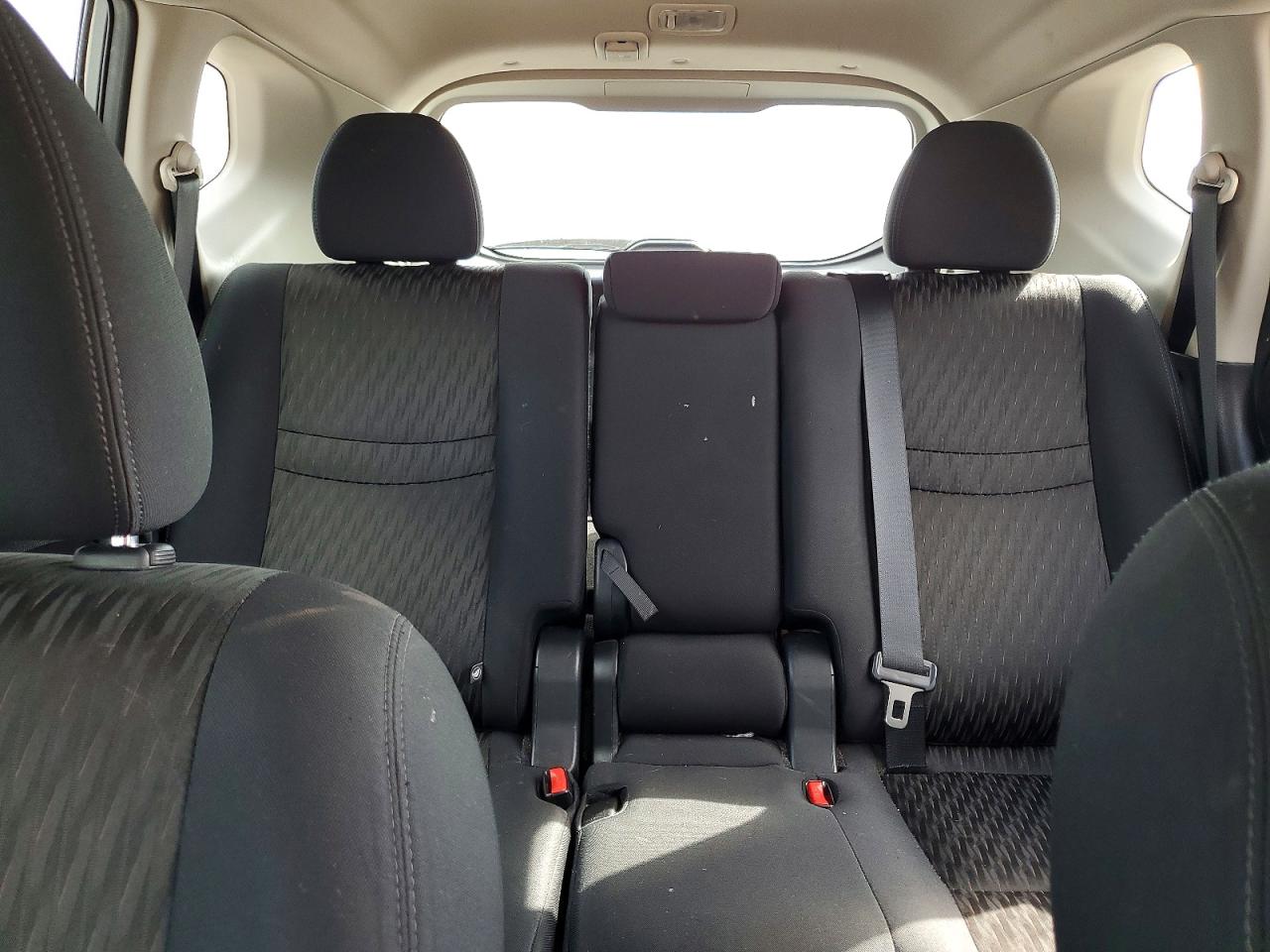 2018 NISSAN ROGUE S photo 19