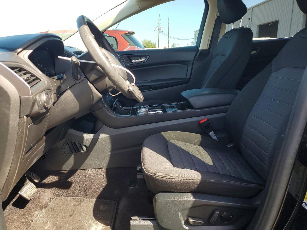 2020 FORD EDGE SE photo 13