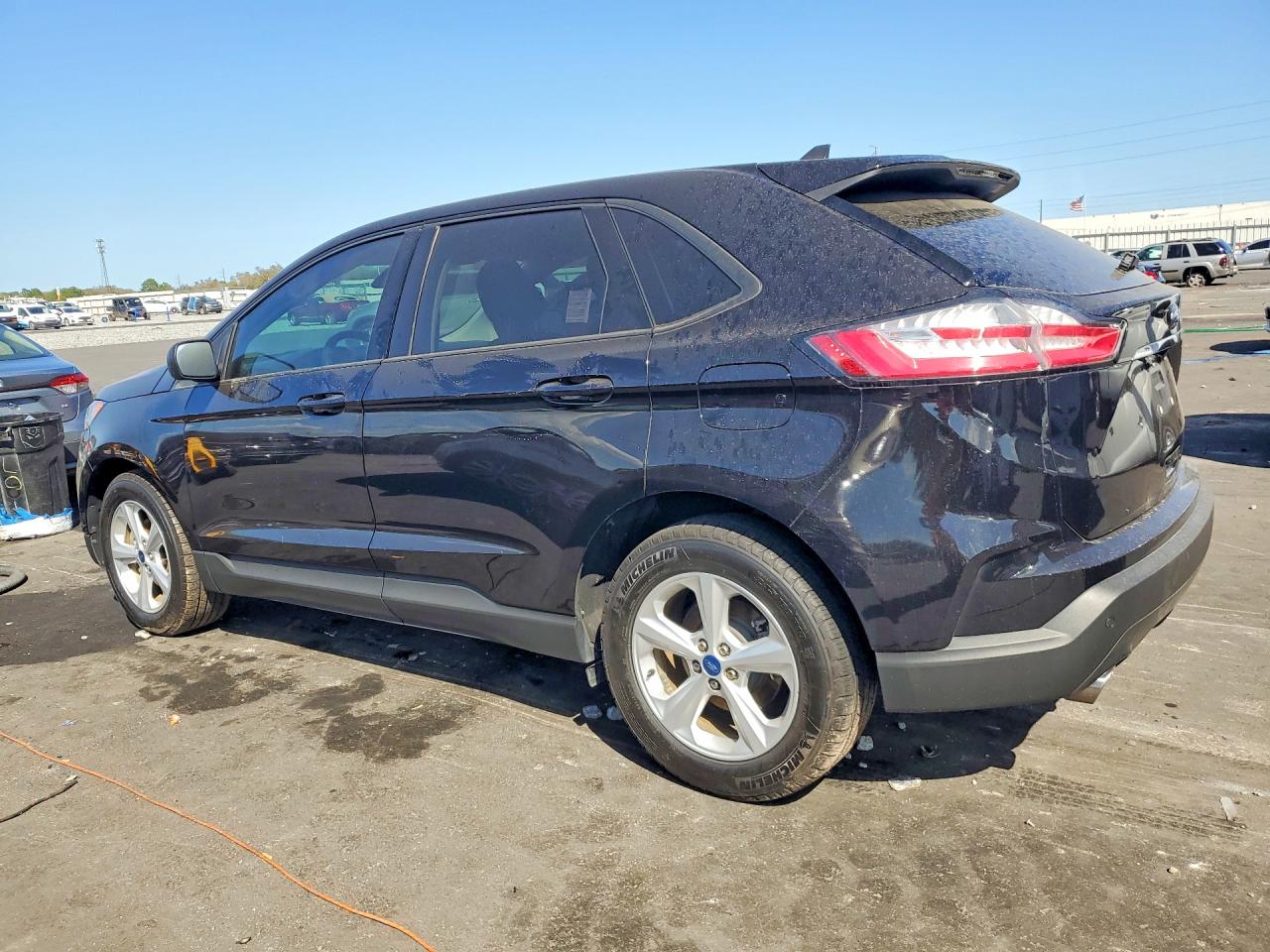 2020 FORD EDGE SE photo 3