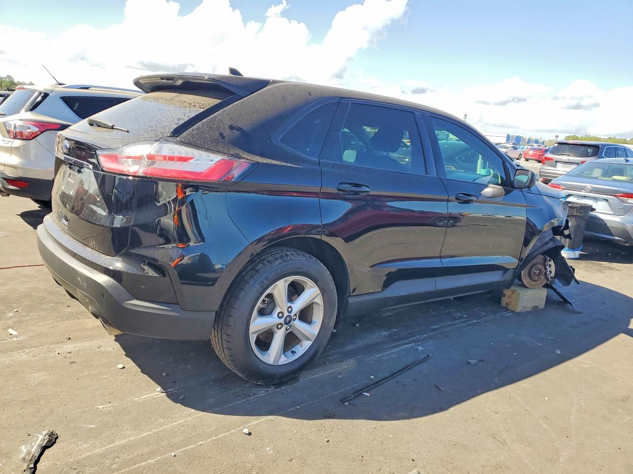 2020 FORD EDGE SE photo 5