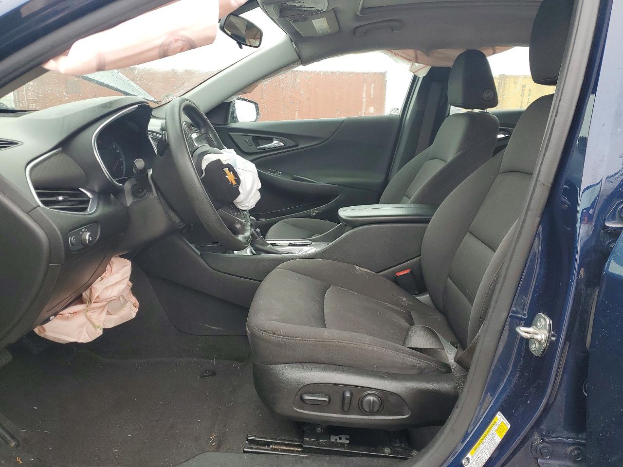 2021 CHEVROLET MALIBU LT photo 13