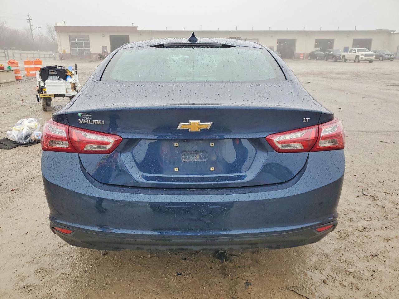 2021 CHEVROLET MALIBU LT photo 11