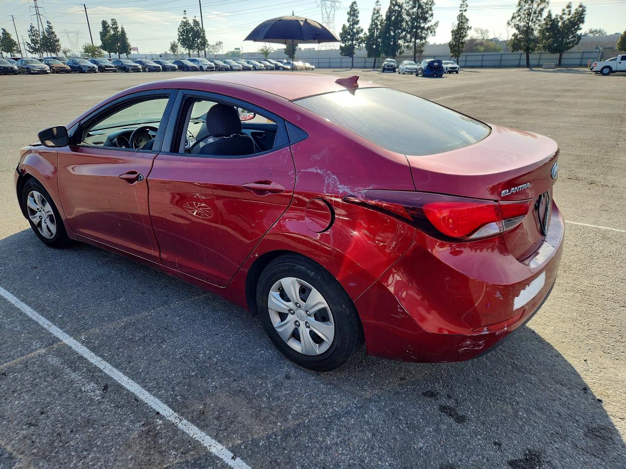2016 HYUNDAI ELANTRA SE photo 2