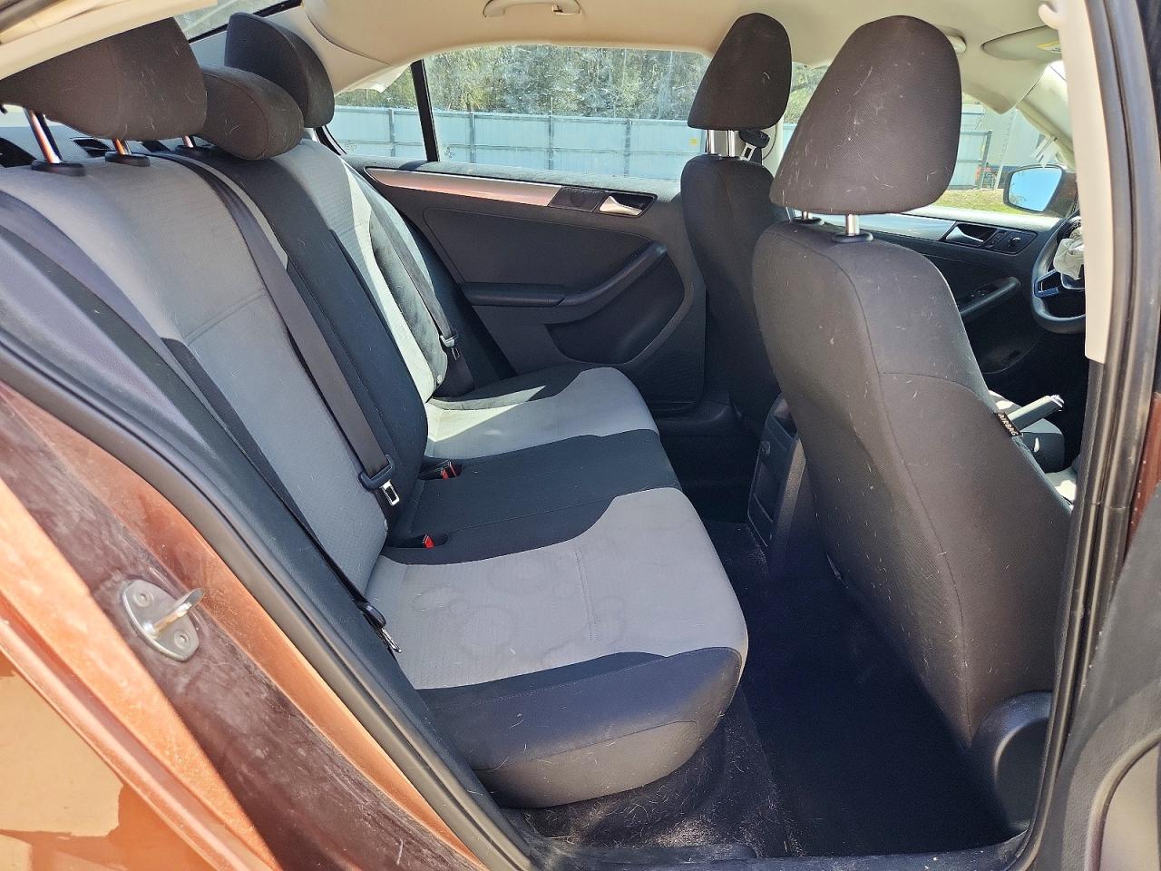 2017 VOLKSWAGEN JETTA S photo 10
