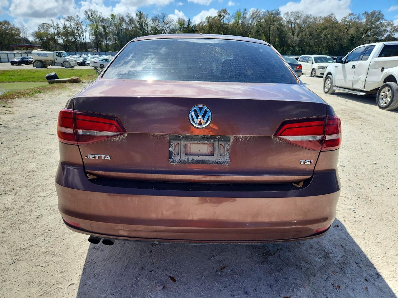 2017 VOLKSWAGEN JETTA S photo 6