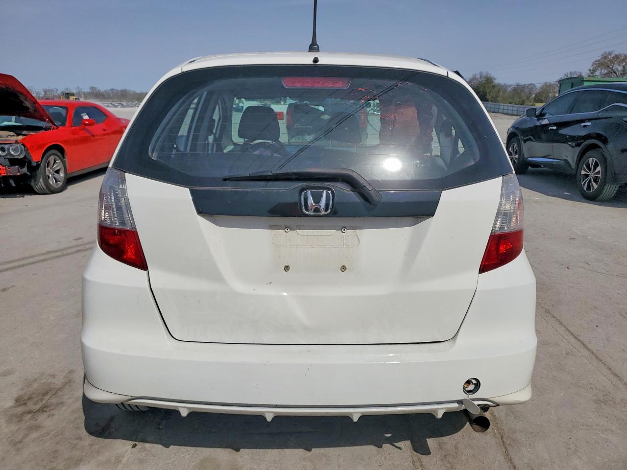 2013 HONDA FIT photo 6
