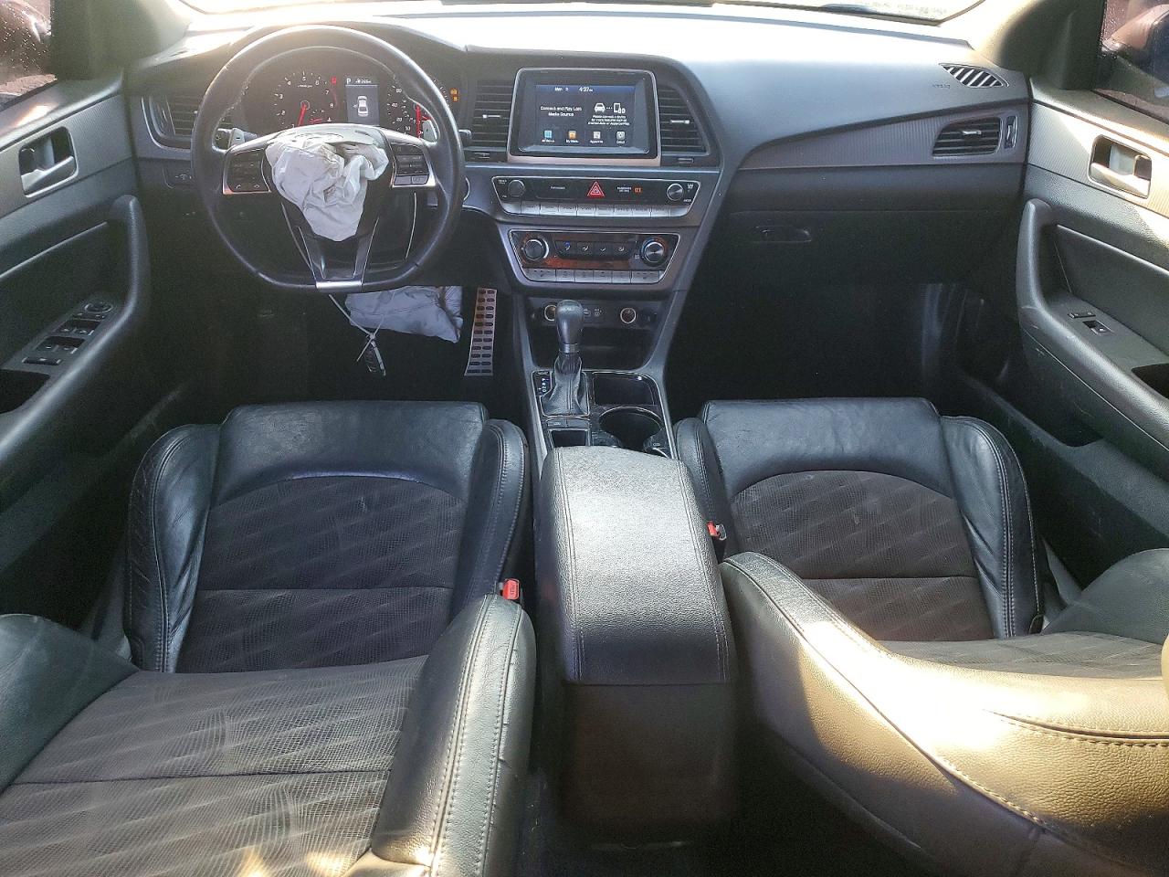 2018 HYUNDAI SONATA SPORT photo 15