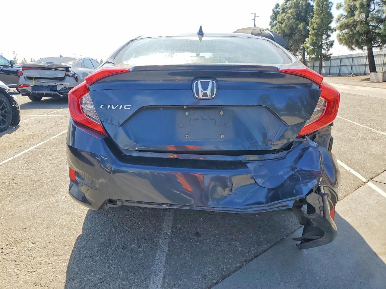 2016 HONDA CIVIC EX photo 6