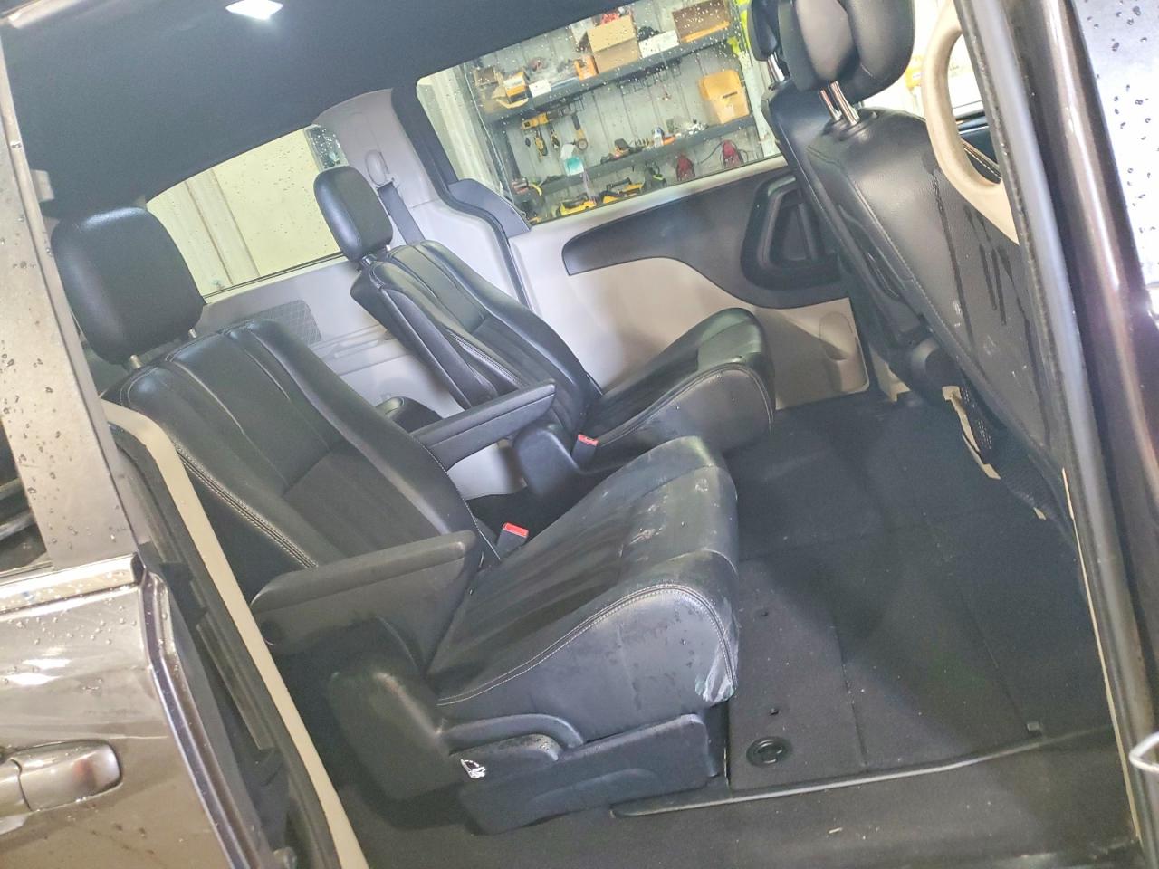 2015 DODGE GRAND CARAVAN SXT photo 31