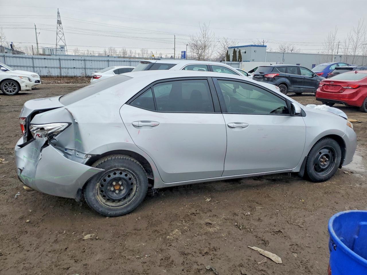 2014 TOYOTA COROLLA L photo 3