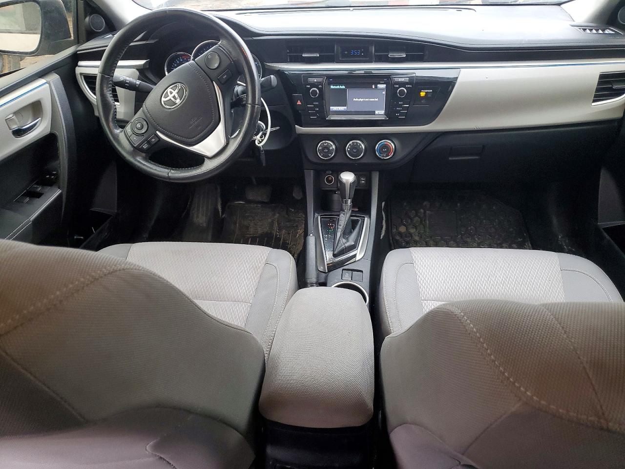 2014 TOYOTA COROLLA L photo 8