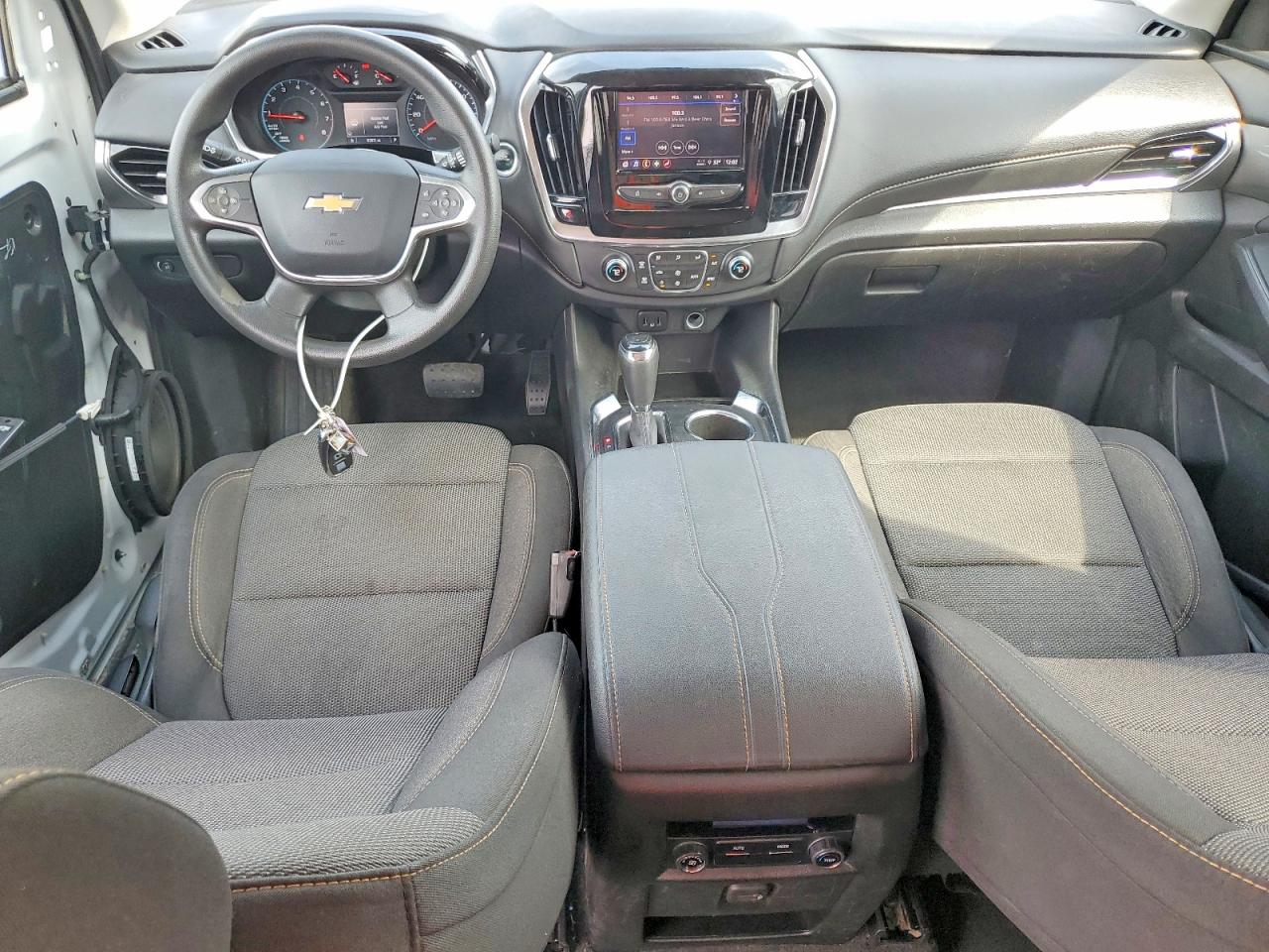 2020 CHEVROLET TRAVERSE LS photo 15