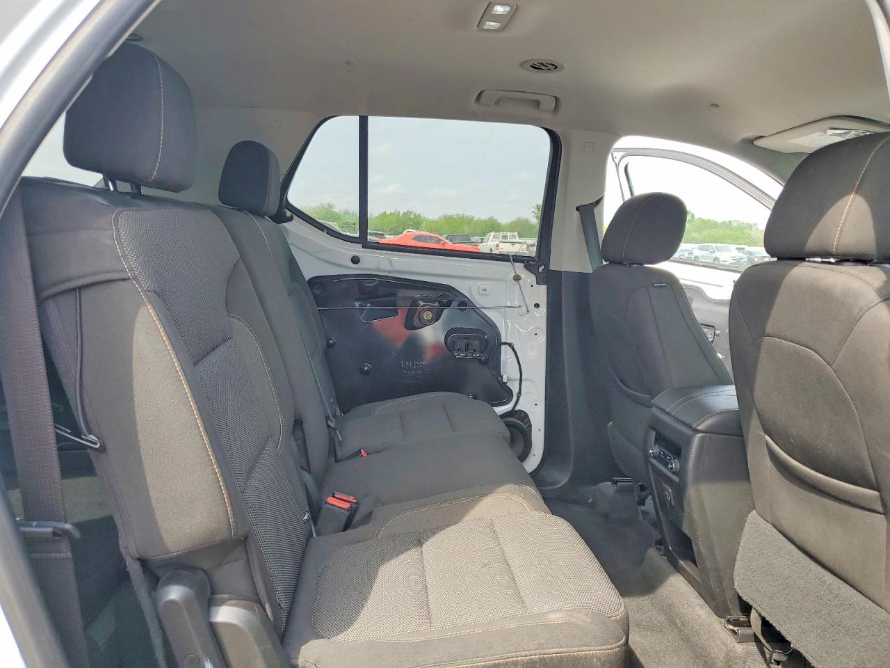2020 CHEVROLET TRAVERSE LS photo 19