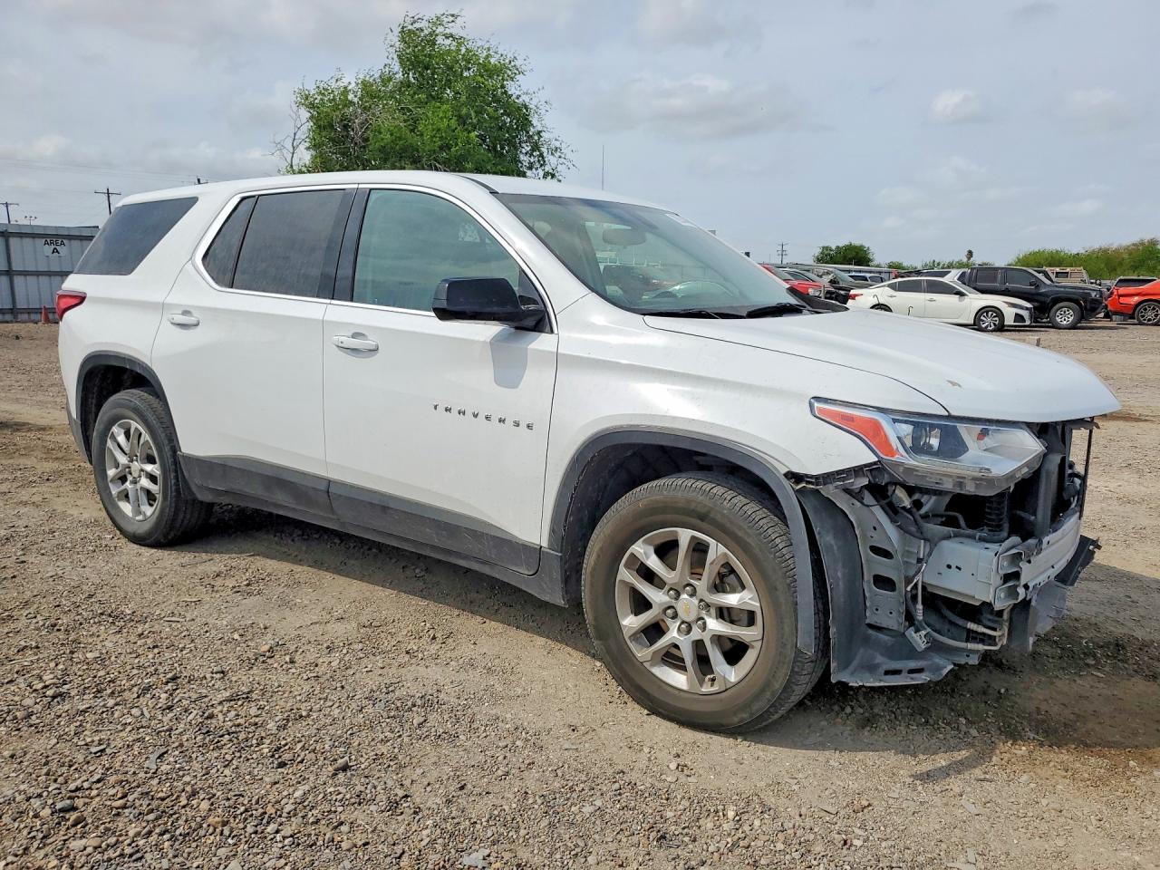 2020 CHEVROLET TRAVERSE LS photo 7