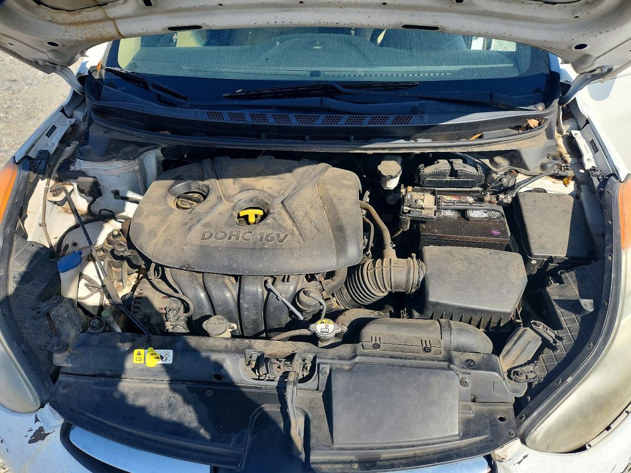 2013 HYUNDAI ELANTRA GLS photo 21