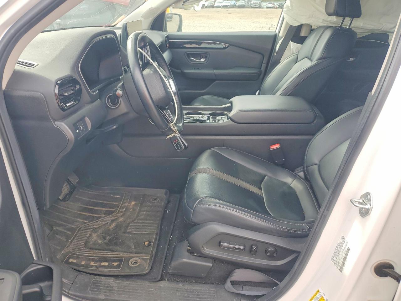 2025 HONDA PILOT EXL photo 13