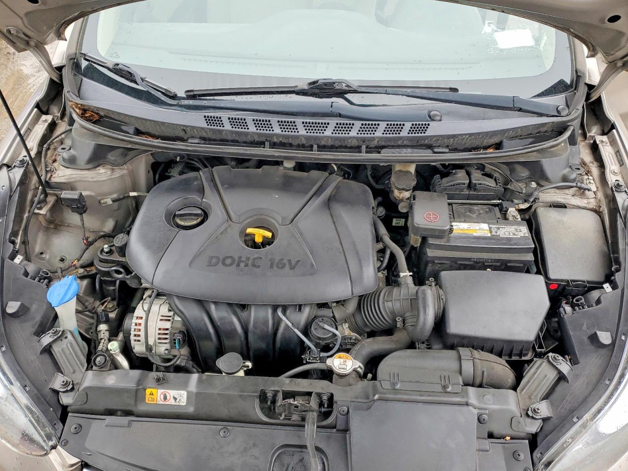 2016 HYUNDAI ELANTRA SE photo 11