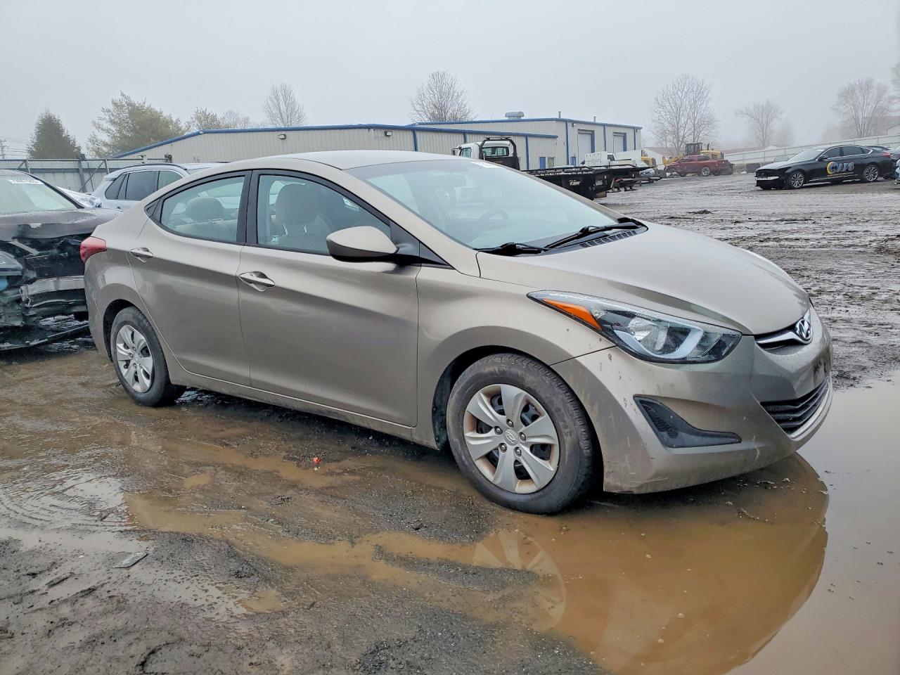 2016 HYUNDAI ELANTRA SE photo 4