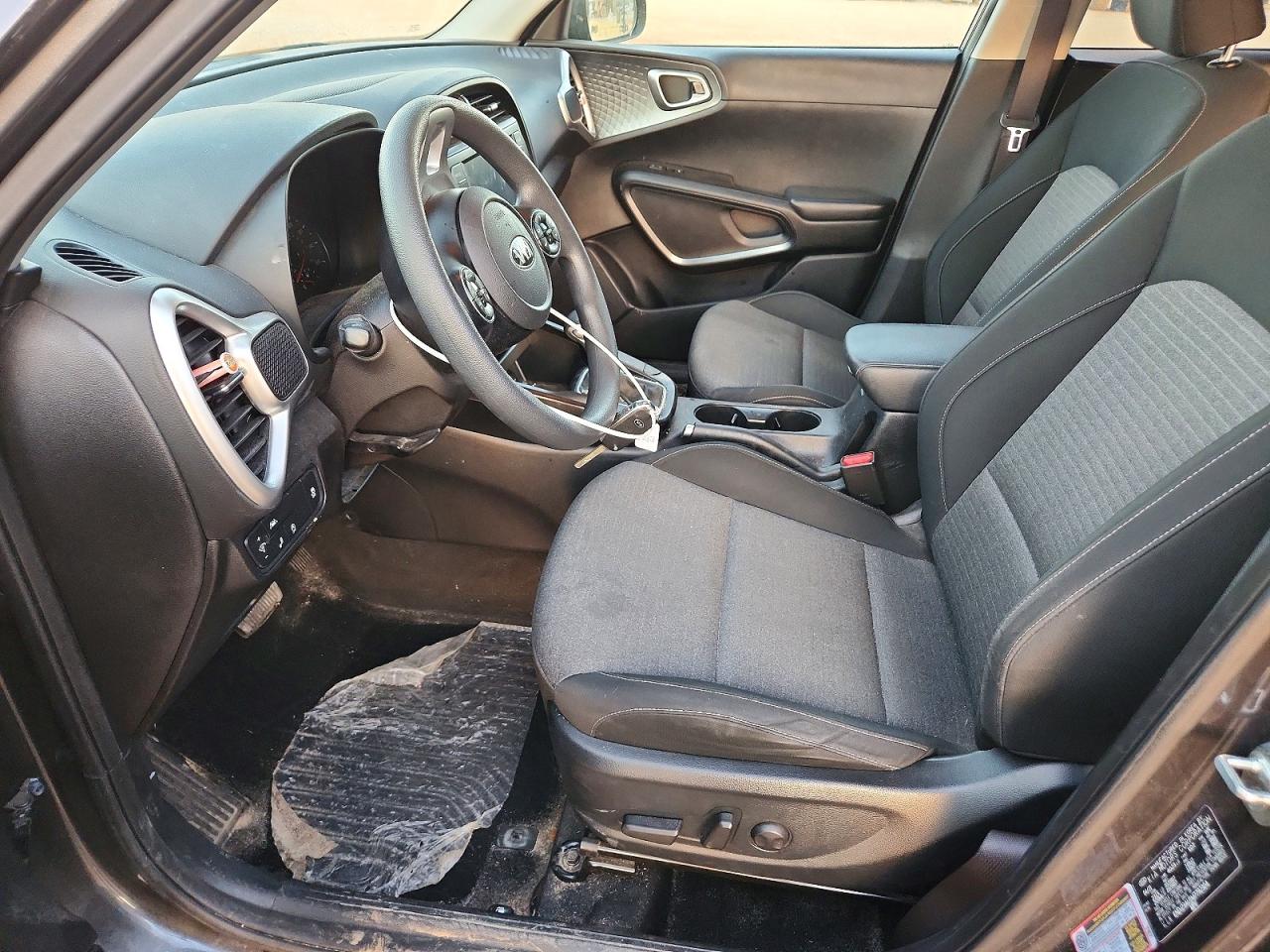 2021 KIA SOUL S photo 19