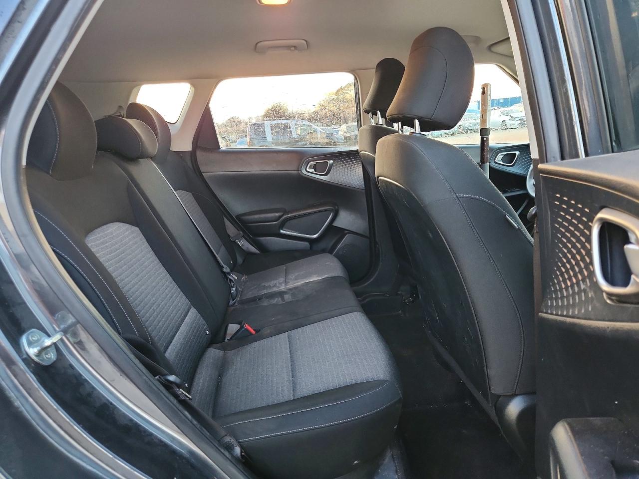 2021 KIA SOUL S photo 28
