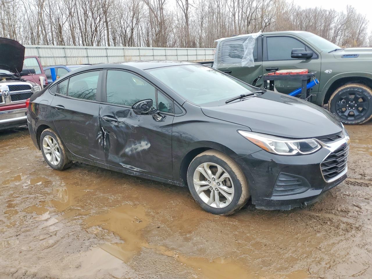 2019 CHEVROLET CRUZE LS photo 7