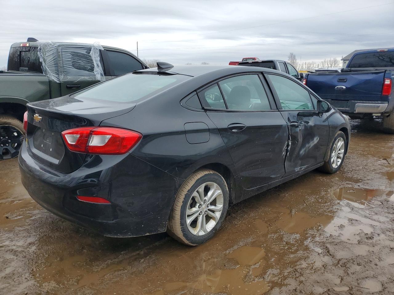 2019 CHEVROLET CRUZE LS photo 5