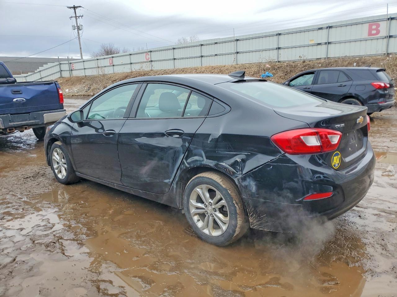 2019 CHEVROLET CRUZE LS photo 3