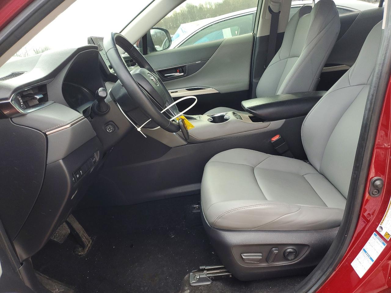 2022 TOYOTA VENZA XLE photo 7