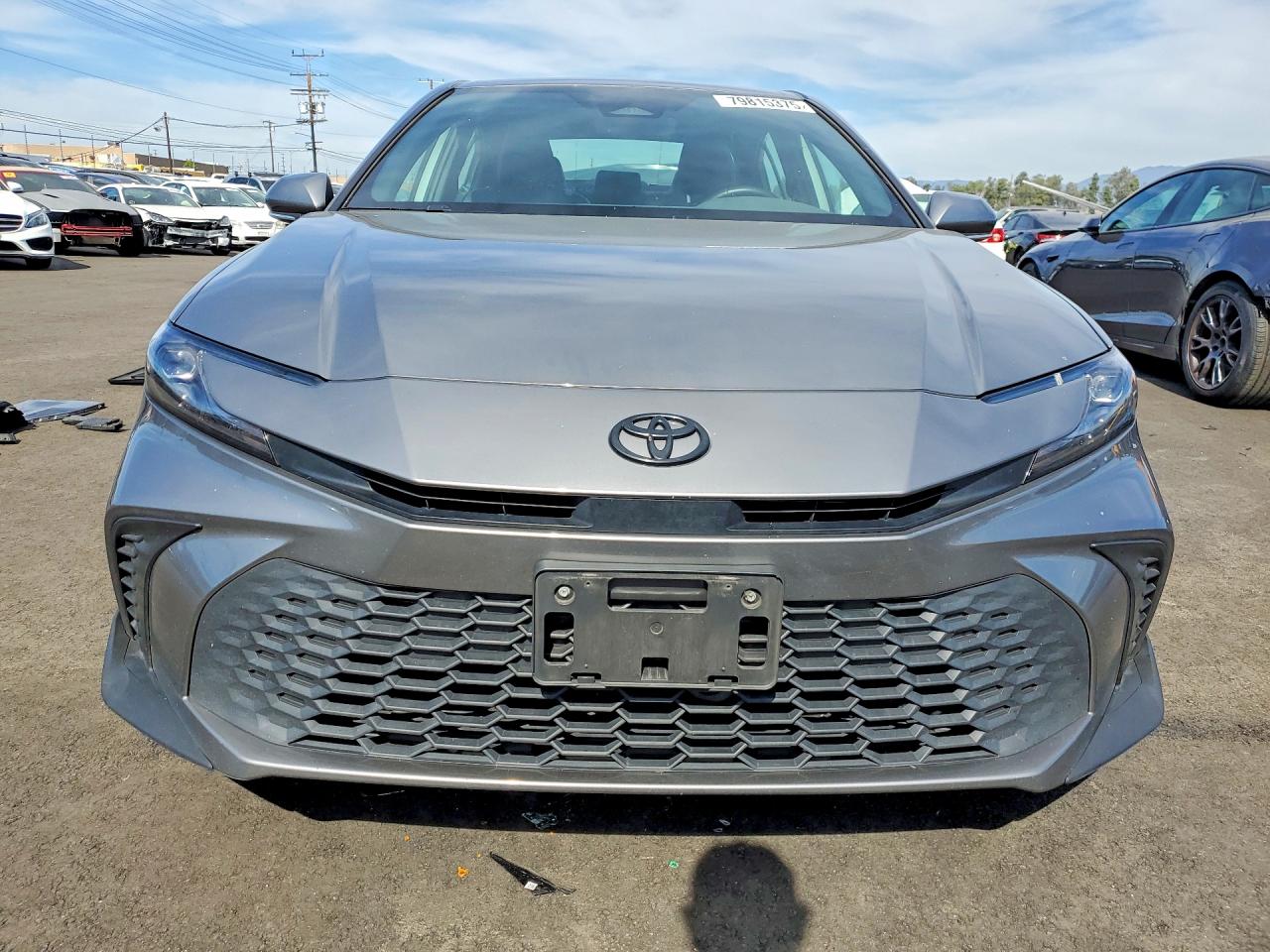 2025 TOYOTA CAMRY SE photo 5