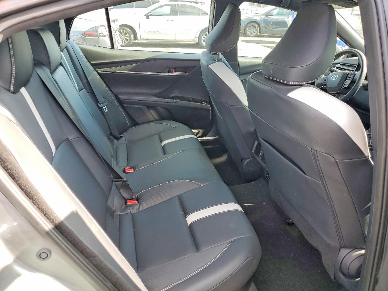 2025 TOYOTA CAMRY SE photo 10