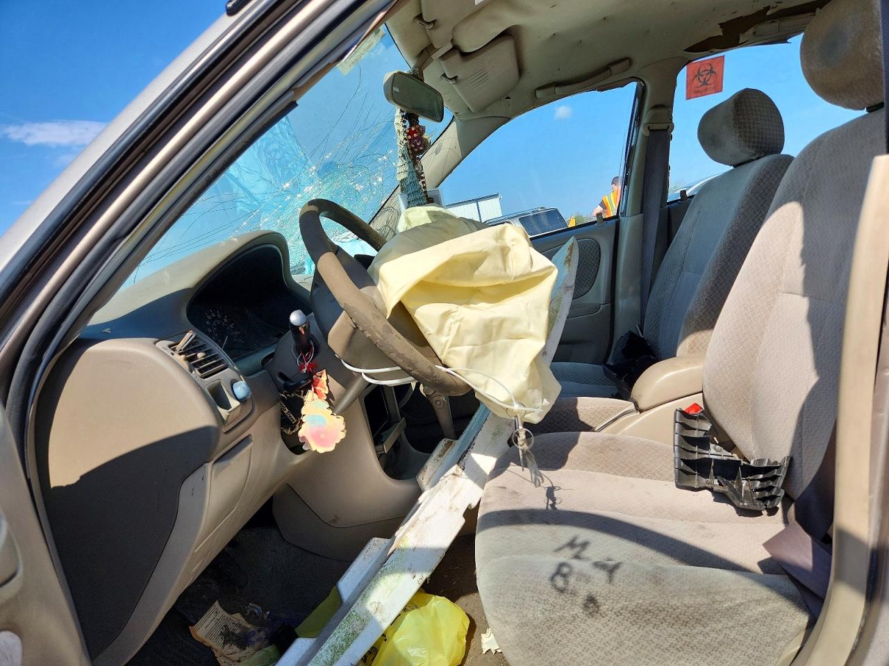 2000 TOYOTA COROLLA VE photo 19