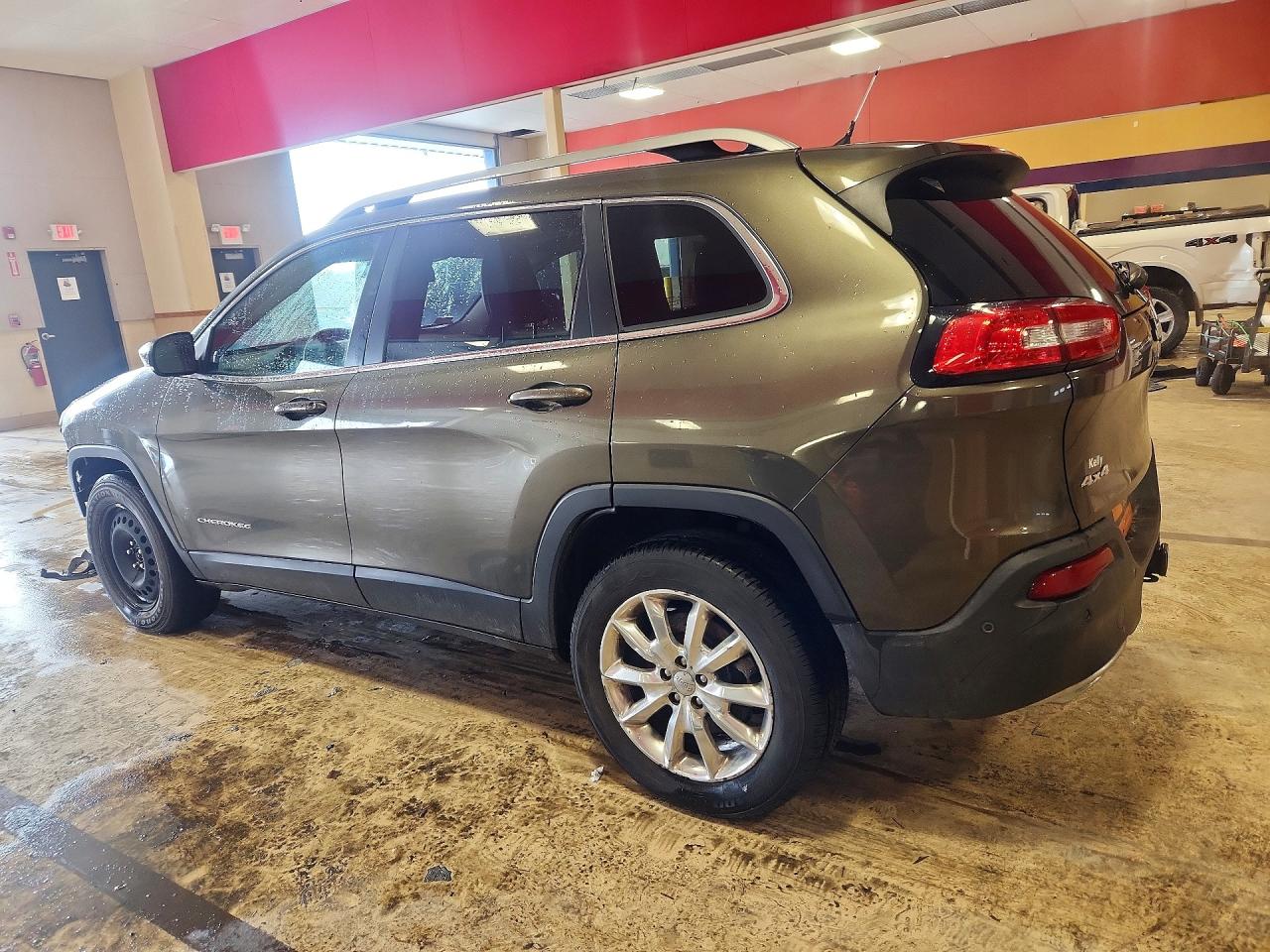 2015 JEEP CHEROKEE LIMITED photo 2