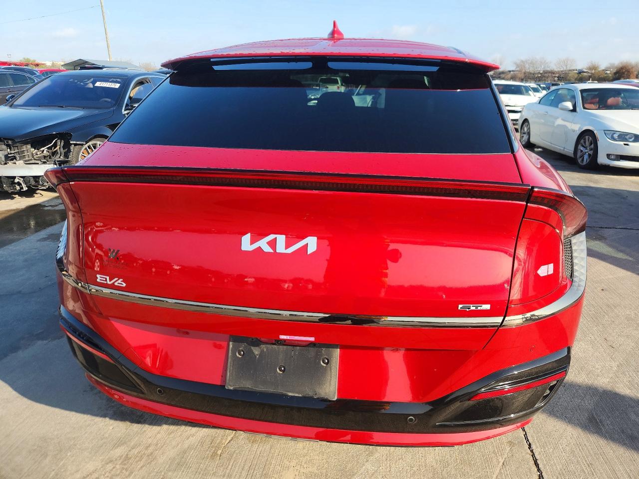 2024 KIA EV6 GT LINE photo 11