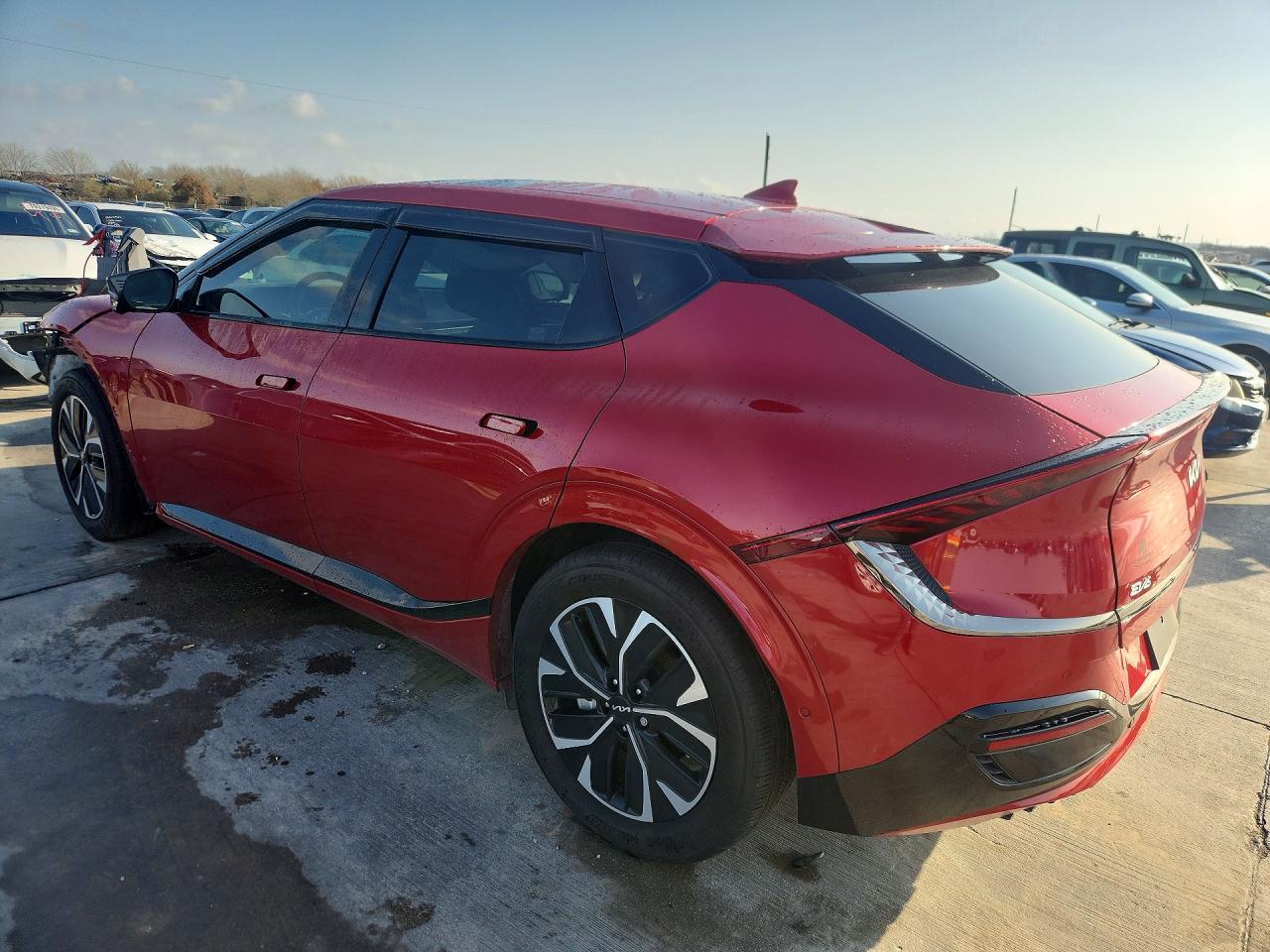 2024 KIA EV6 GT LINE photo 3