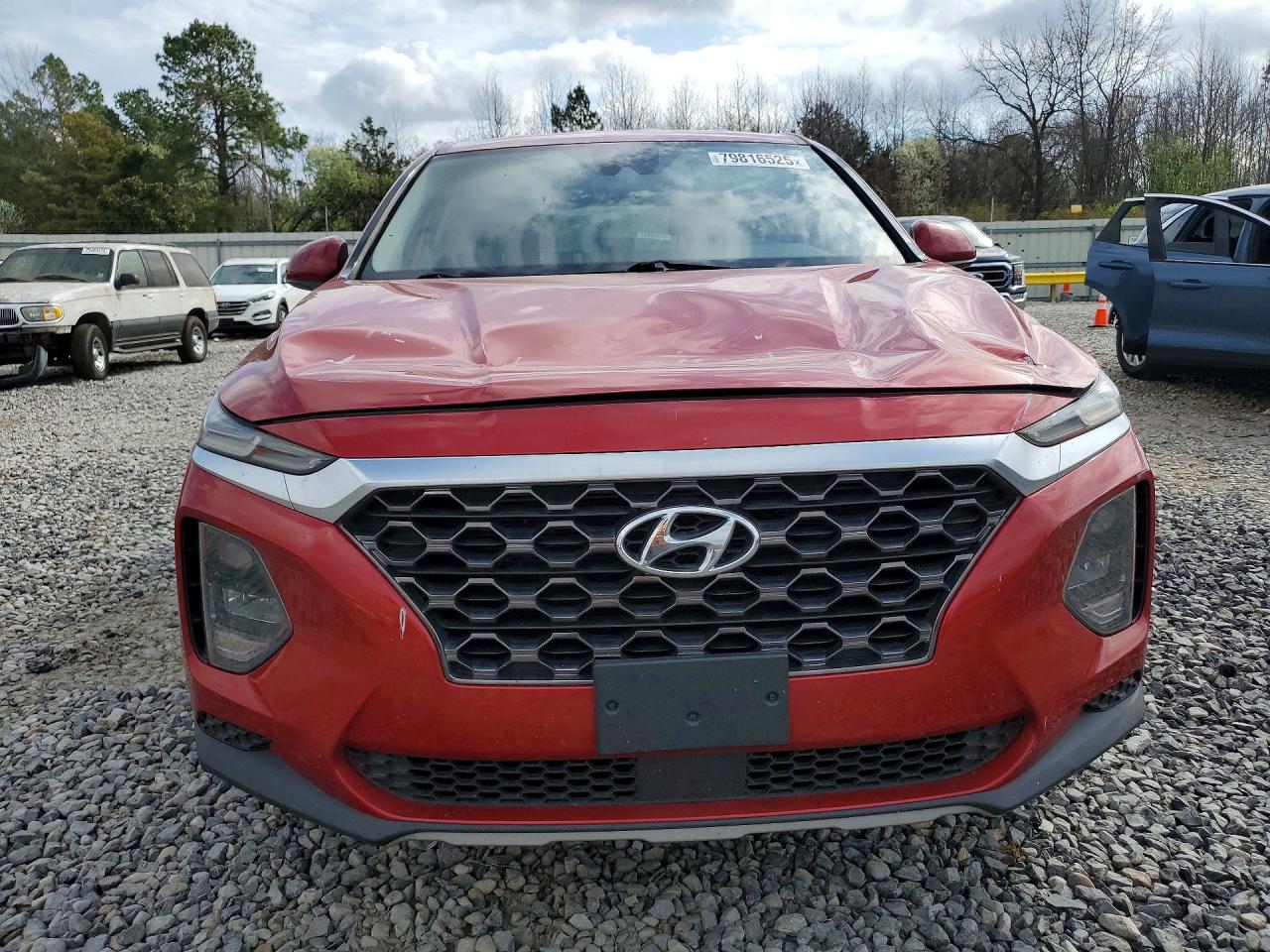2019 HYUNDAI SANTA FE SE 2.4L photo 9