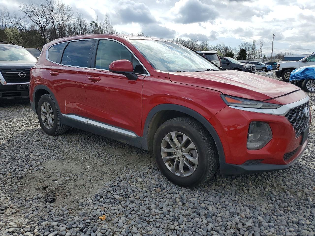 2019 HYUNDAI SANTA FE SE 2.4L photo 7