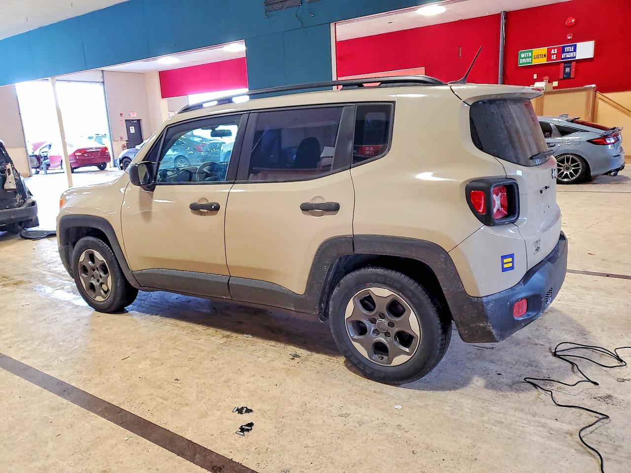 2015 JEEP RENEGADE SPORT photo 3