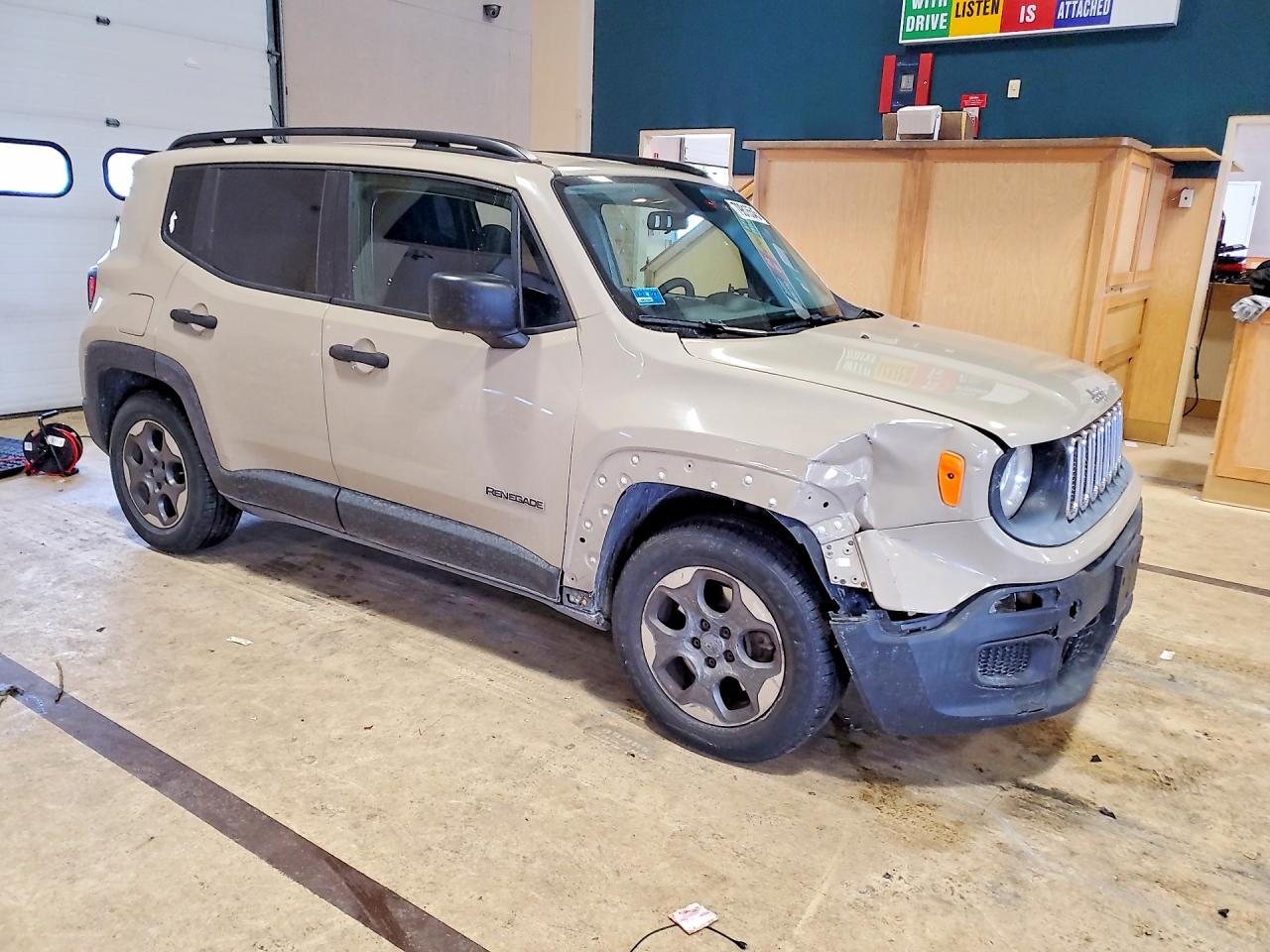2015 JEEP RENEGADE SPORT photo 7
