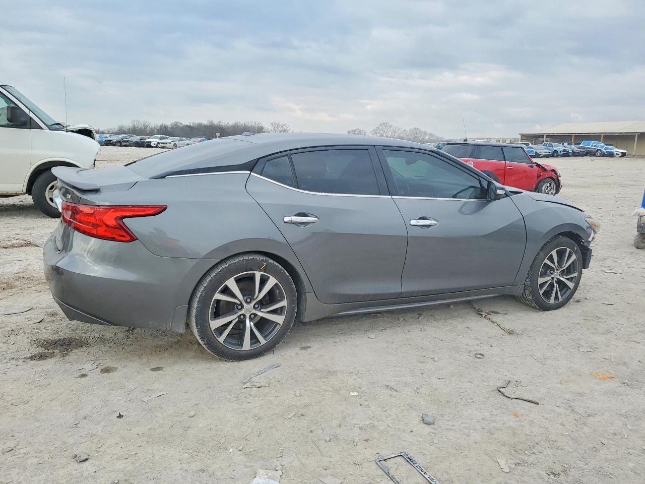 2017 NISSAN MAXIMA photo 7