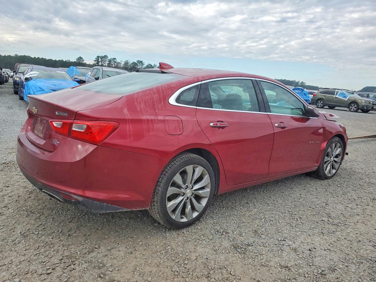 2018 CHEVROLET MALIBU PREMIER photo 3